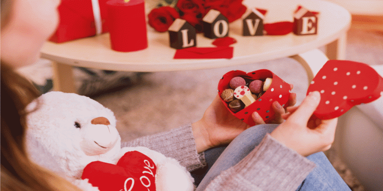Valentine's Day Gift and Date Ideas for 2021